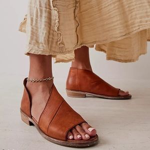 Free People Leather asymmetrical bohemian sandal in brown size 38